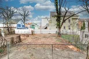 209 N 4th St, Paterson, NJ 07522 - Photo 14