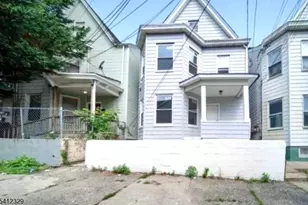 209 N 4th St, Paterson, NJ 07522 - Photo 1