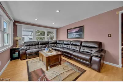 750 Andover Rd, Union Township, NJ 07083 - Photo 14