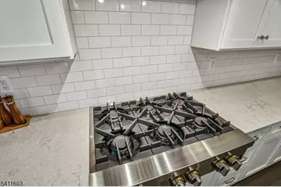 11 Concord Ct, Warren Township, NJ 07059 - Photo 22