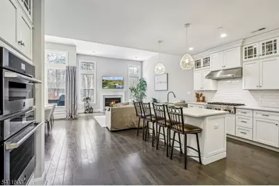 11 Concord Ct, Warren Township, NJ 07059 - Photo 24