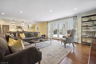 61 Oakwood Dr, New Providence, NJ 07974 - Photo 12