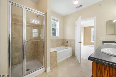 4 Cliff Rd, Unit B2, Woodland Park, NJ 07424 - Photo 18