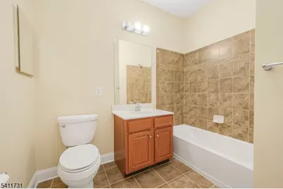 4 Cliff Rd, Unit B2, Woodland Park, NJ 07424 - Photo 20