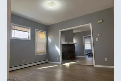 14 Marion Ave, Newark, NJ 07106 - Photo 6