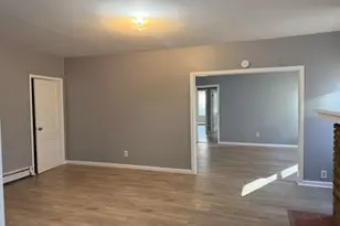 14 Marion Ave, Newark, NJ 07106 - Photo 2