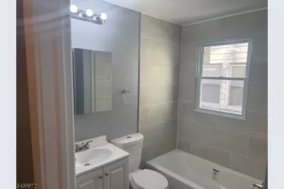 14 Marion Ave, Newark, NJ 07106 - Photo 10