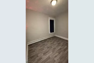 942 E 19th St, Paterson, NJ 07501 - Photo 14