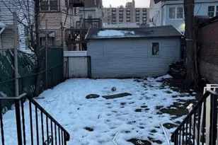 942 E 19th St, Paterson, NJ 07501 - Photo 20