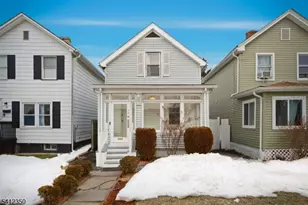 16 Steiner Pl, North Plainfield, NJ 07060 - Photo 1