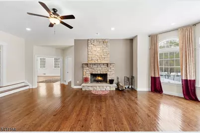 32 Four Bridges Rd, Chester, NJ 07930 - Photo 16