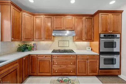 32 Four Bridges Rd, Chester, NJ 07930 - Photo 10