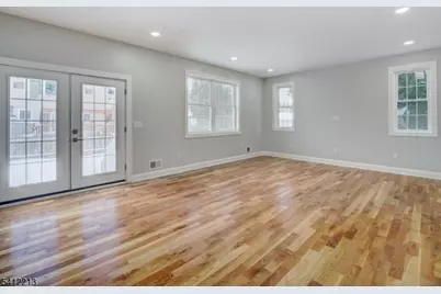 735 Vernon Ave, Kenilworth, NJ 07033 - Photo 8