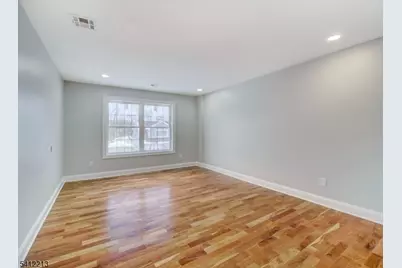 735 Vernon Ave, Kenilworth, NJ 07033 - Photo 12