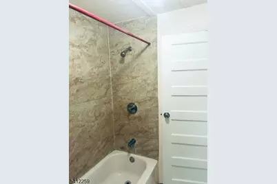 262 S Burnett St #2, East Orange, NJ 07018 - Photo 10