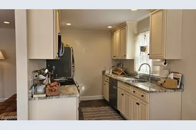 201 Vail St #4a, Hackettstown, NJ 07840 - Photo 6