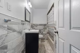 315 E 18th St, Paterson, NJ 07524 - Photo 18