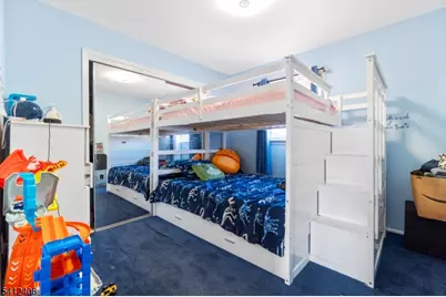 32 Sunset Dr, Woodbridge Township, NJ 07064 - Photo 14