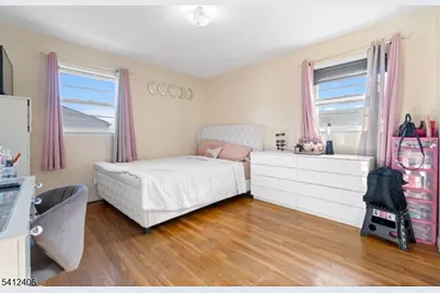 32 Sunset Dr, Woodbridge Township, NJ 07064 - Photo 12