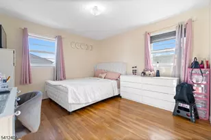 32 Sunset Dr, Woodbridge Township, NJ 07064 - Photo 12