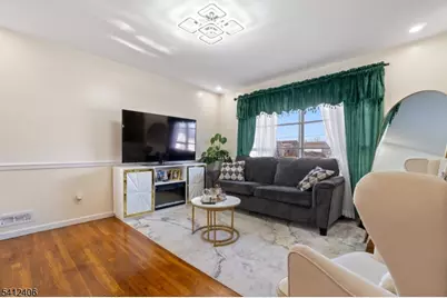 32 Sunset Dr, Woodbridge Township, NJ 07064 - Photo 6