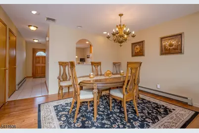 675 Raritan Rd #12, Clark Township, NJ 07066 - Photo 8