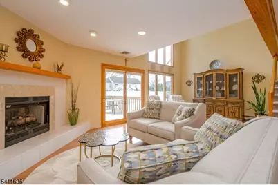 675 Raritan Rd #12, Clark Township, NJ 07066 - Photo 10