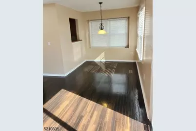 1561 Burnet Ave, Union Township, NJ 07083 - Photo 2