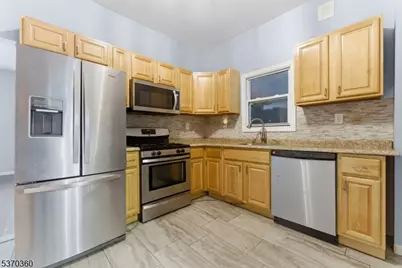 76 Heckel St, Belleville, NJ 07109 - Photo 6