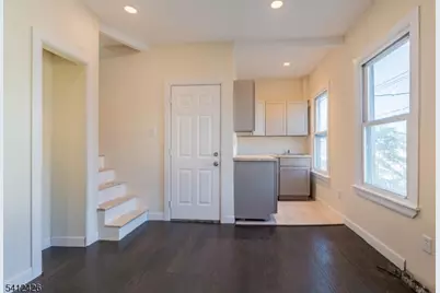 446 E 24th St, Paterson, NJ 07514 - Photo 4