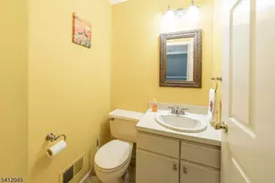 19 H Washington Ave, North Plainfield, NJ 07060 - Photo 14