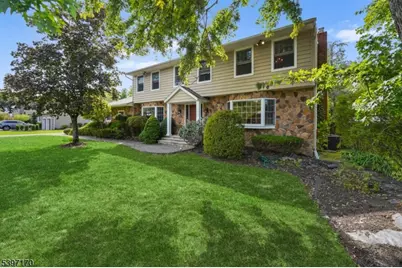 11 Merlin Pl, Montville Township, NJ 07058 - Photo 2