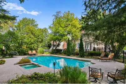 11 Merlin Pl, Montville Township, NJ 07058 - Photo 4