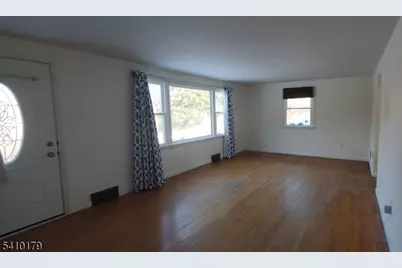 20 Hughes Ln, White Township, NJ 07823 - Photo 8