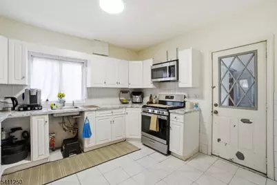 1229 Robert St, Hillside, NJ 07205 - Photo 8