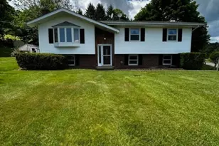 252 Mountain View Rd, Franklin Township, NJ 08802 - Photo 2