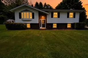 252 Mountain View Rd, Franklin Township, NJ 08802 - Photo 2