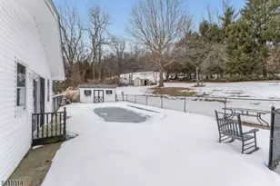 252 Mountain View Rd, Franklin Township, NJ 08802 - Photo 22