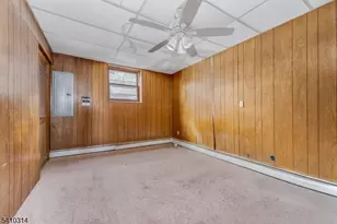 252 Mountain View Rd, Franklin Township, NJ 08802 - Photo 12