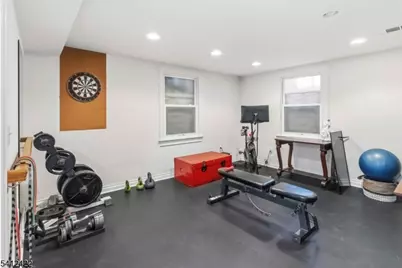 21 Franklin Pl, Morristown, NJ 07960 - Photo 36