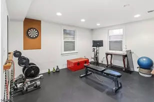 21 Franklin Pl, Morristown, NJ 07960 - Photo 36