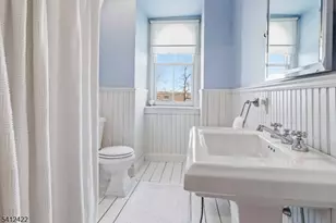 21 Franklin Pl, Morristown, NJ 07960 - Photo 32