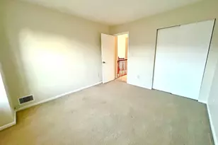 30 Willow Ci, Hamburg, NJ 07419 - Photo 2