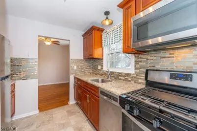 19 Wedgewood Drive #79, Verona, NJ 07044 - Photo 12