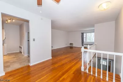 19 Wedgewood Drive #79, Verona, NJ 07044 - Photo 4