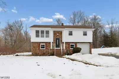 33 Glenbrook Rd, Ogdensburg, NJ 07439 - Photo 1