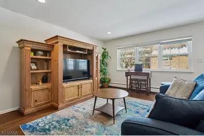 320 South St #1D, Morristown, NJ 07960 - Photo 2