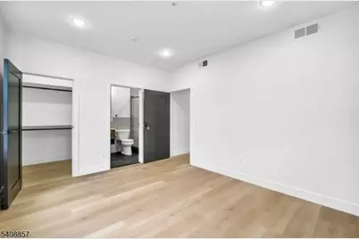 144 Magnolia, Elizabeth, NJ 07206 - Photo 22