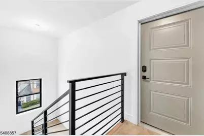 144 Magnolia, Elizabeth, NJ 07206 - Photo 18