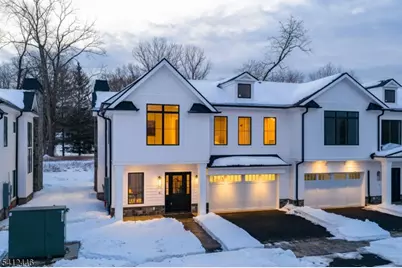 16-18 Paris Ave #4, Rockleigh Boro, NJ 07647 - Photo 2